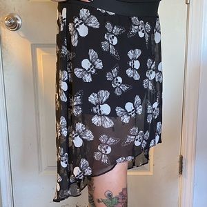 Hot Topic punk goth skull moths Hi Lo flowy skirt